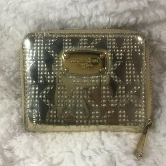 Michael Kors Handbags - Michael Kors Wallet